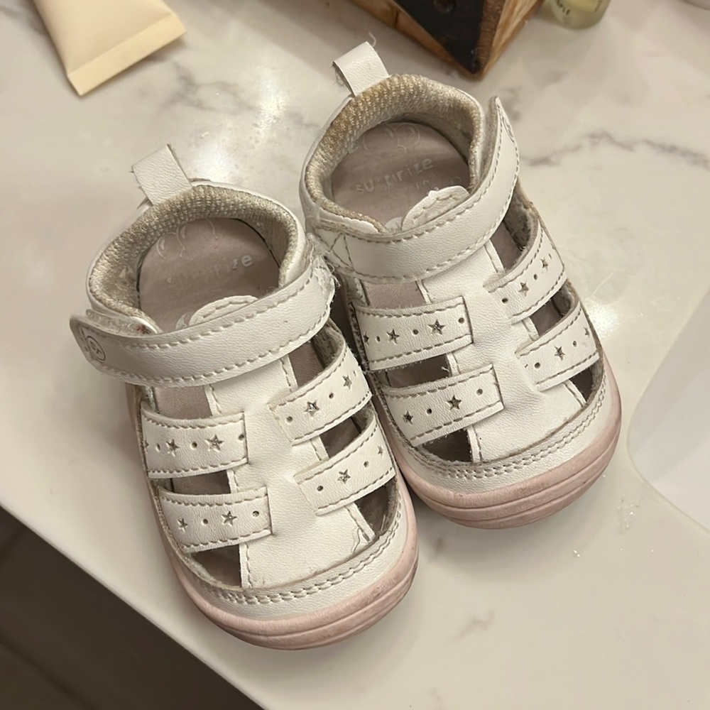Stride rite girl sandals